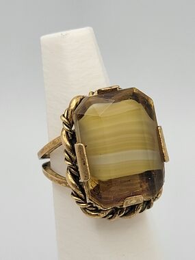 Vintage Cocktail Ring Large Banded Glass Stone Gold Tone Rope Twist Bezel